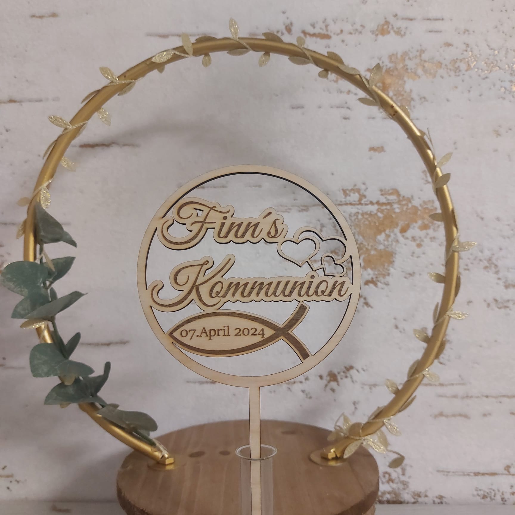 Cake Topper zur Kommunion Personalisiert, Herzen und Fischsymbol im runden Rahmen