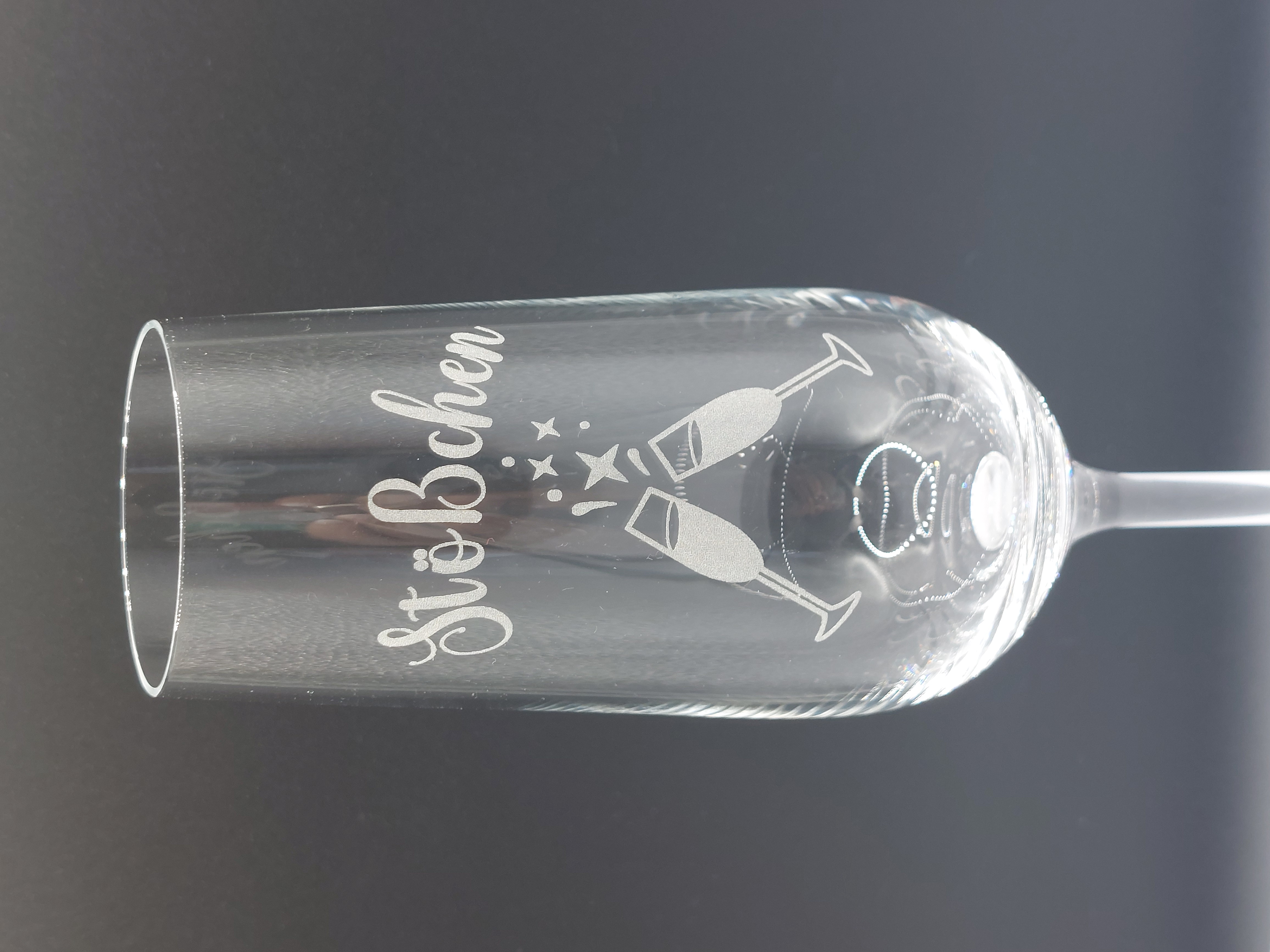 Stößchen 🥂 Sektglas