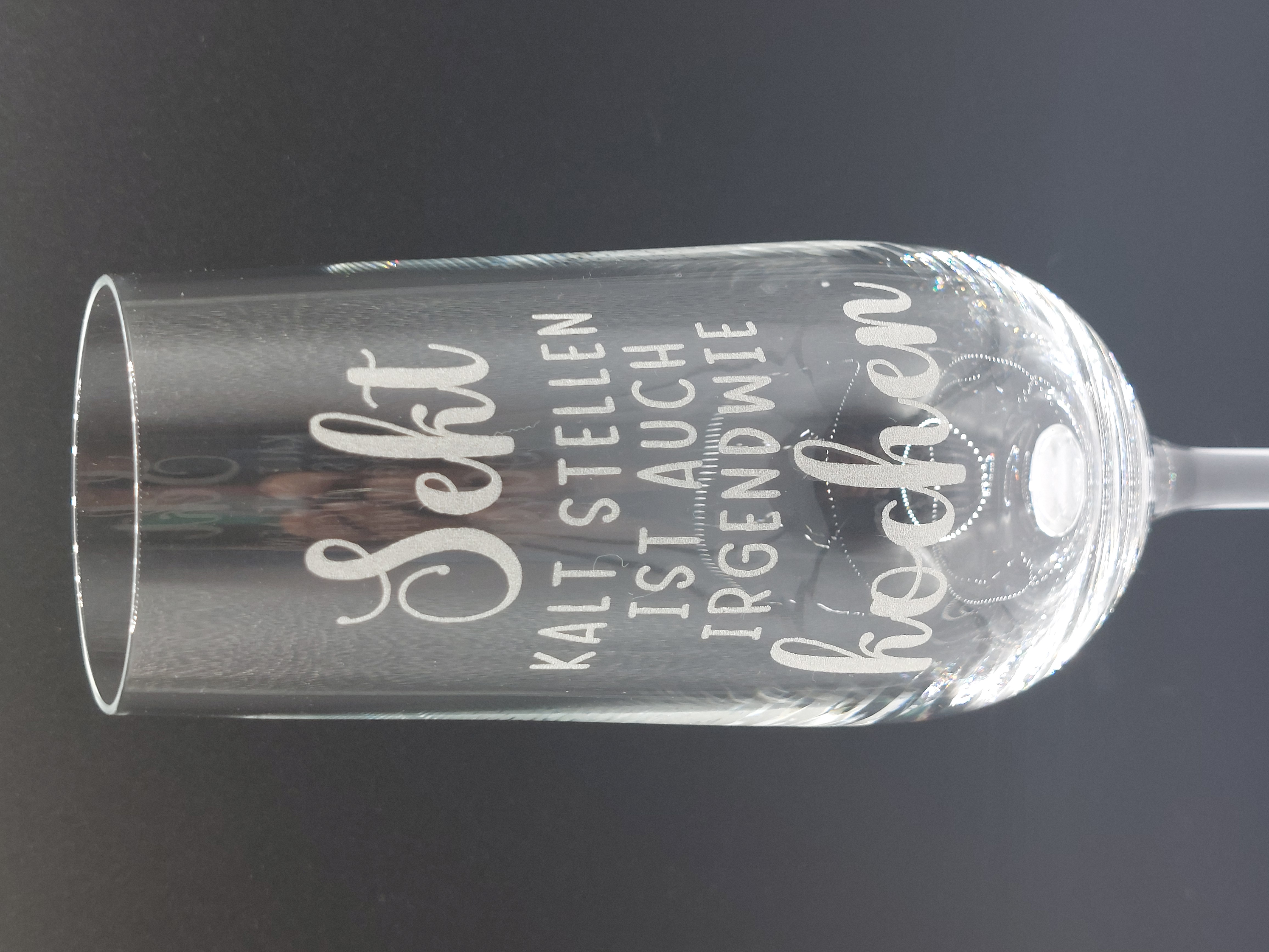 Sekt kalt stellen ist auch irgendwie kochen. 🥂 Sektglas